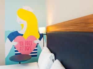 Family Room room in ibis Styles Birmingham NEC & Airport