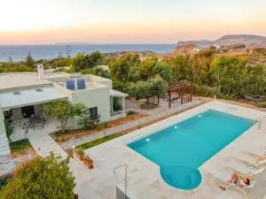 NEW - Villa Manika - 3BR 3BA Pool - Káto Piskapí