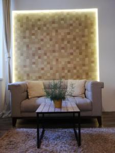 Embassy Studio Apartment Citypark