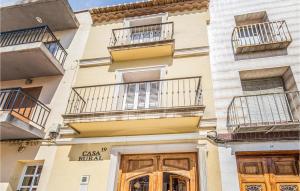 6 Bedroom Gorgeous Home In Godelleta