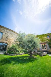 Maisons de vacances La Demeure de Cybele - Gite de charme pour 10 personnes en Drome Provenccale : photos des chambres