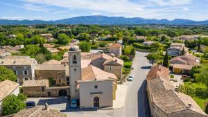 Maisons de vacances La Demeure de Cybele - Gite de charme pour 10 personnes en Drome Provenccale : photos des chambres