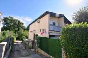 Apartment Sunny 1 