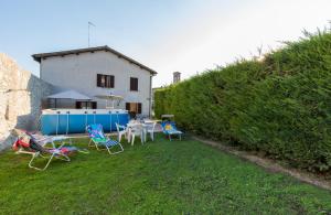 GuestHost - Borgo Santa Lucia Apartment with Private Parking & Garden