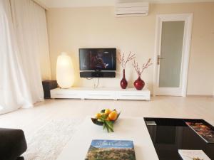 Apartment Corales de Mar in Alcudia with Sea View, by BeBreeze