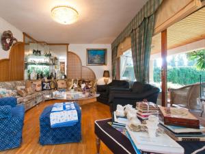 Villa Tramontana de Lloseta, piscina y vista montaña