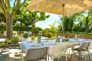 Maisons d'hotes Bastide Saint-Esteve : photos des chambres