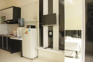 Comfortable Studio Room Apartment at Stanford Jatinangor By Travelio