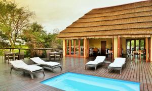 Shishangeni Lodge In Kruger National Park