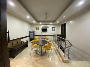 Sheesh Mahal Bed & Breakfast