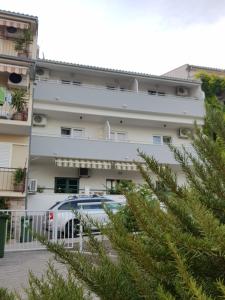 Sea view Ela Apartments