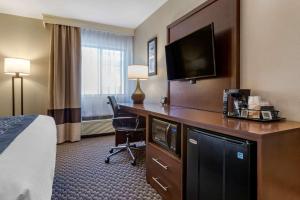 Comfort Inn at Buffalo Bill Village Resort