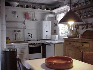 Deliziosa casetta con dehor e giardino immersa nel verde Ligure