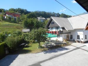 Apartments & Rooms Preseren