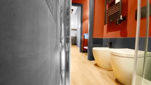 Milano Central Station Red