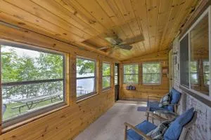 Lakefront Family Escape with Views, Dock, and Kayaks! - Little Round Lake