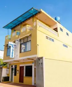 Tintorera Guest House - Puerto Ayora