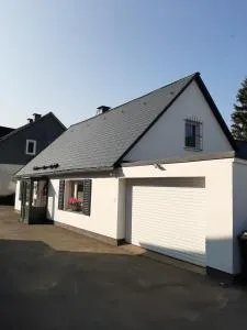 Villa SKYLO - Mollseifen