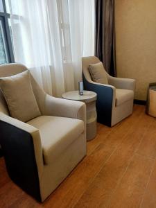 La Maison Royale South C