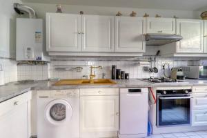 Amilly Park Proche Disneyland 6 personnes 2 chambres Terrasse pk privé en sous sol