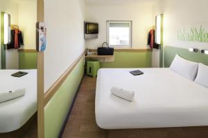 Hotels Ibis Budget Grenoble Sud Seyssins : photos des chambres