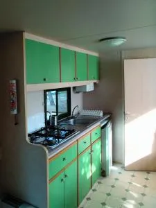 Victoria mobilehome in camping Stella del Sud - 卡尔皮诺
