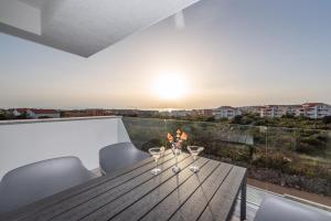 Apartments & Rooms Pool Villas Maris 