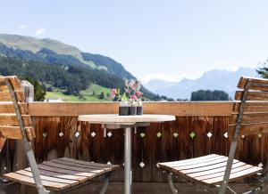 Deluxe Double Room with Balcony room in Meisser Lodge