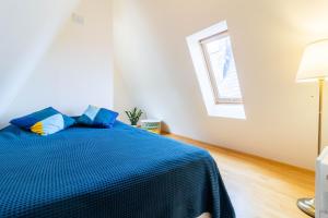 Verde Apartment, By Cohost