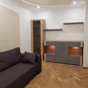 Трикімнатні Апартаменти центр Волі43