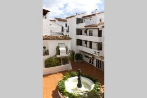 Pueblo Blanco casa del Loro