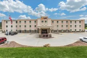 Comfort Inn & Suites Near Mt Rushmore - Tigerville