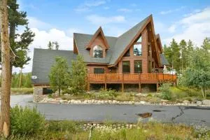 Luxury Home On Golf Course I Hot Tub I Incredible Views I Best Price I FREE Adventures Daily - Tabernash