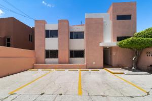 Suite Ubicadísima Zona Residencial Los Arcos 3 Recámaras 102 Cortijo