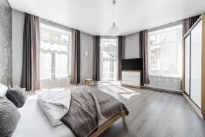 InshiApartments on Popovycha str