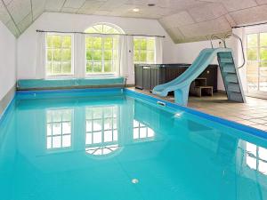 Seven-Bedroom Holiday Home room in Holiday home Ulfborg XLII