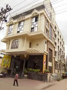 Hotel Vyshak International - Mysore