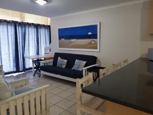 Point Village Accommodation - Santos 18
