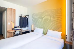 Hotels B&B HOTEL Massy Gare TGV : Chambre Lits Jumeaux