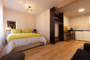 B&B / Chambres d'hotes LA TOUR des fees : photos des chambres