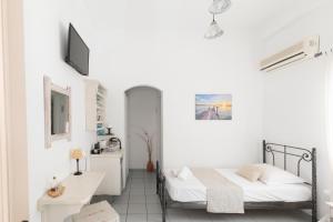 Irini pension Sifnos Greece