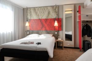 Hotels ibis Lyon Caluire Cite Internationale : Chambre Standard avec 1 Lit Double et 1 Lit Simple