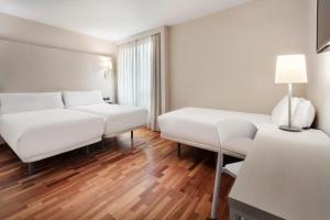 Triple Room room in B&B Hotel Castellón