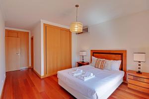 Albufeira Modern 1 with pool by Homing