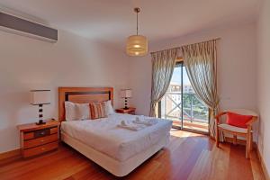 Albufeira Modern 1 with pool by Homing