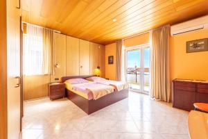 Studio Apartments Apolonia 