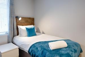 3 Room Studio - Contractor - Friendly Setup