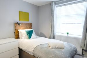 3 Room Studio - Contractor - Friendly Setup