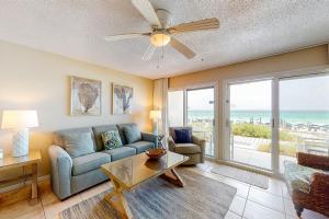 Apartment with Sea View room in Crystal Sands Condominiums