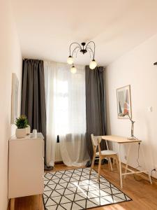 Apartamenty Centrum - Szafirowy i Szmaragdowy